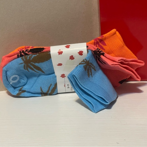 Socks - Picture 1 of 1